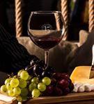 Yıl Dönümü Hediyesi Piedmont Şarap Kadeh Seti