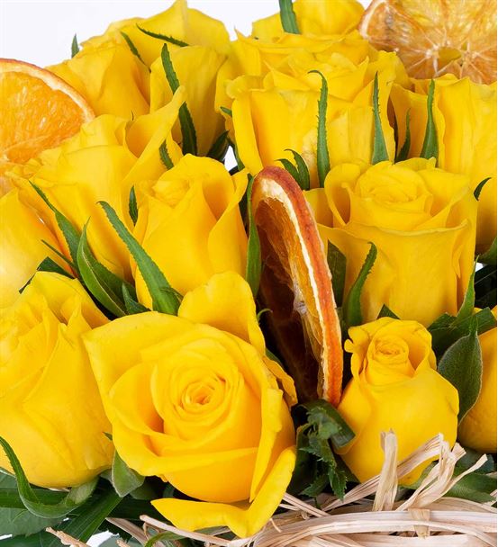 Carignan Serisi Sarı Gül Tutkusu Çiçek Aranjmanı