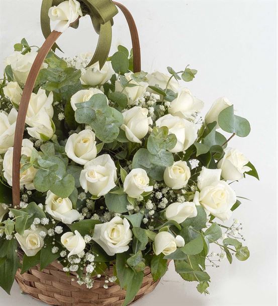 Çiçek Sepeti 41 Beyaz Gül Aranjmanı